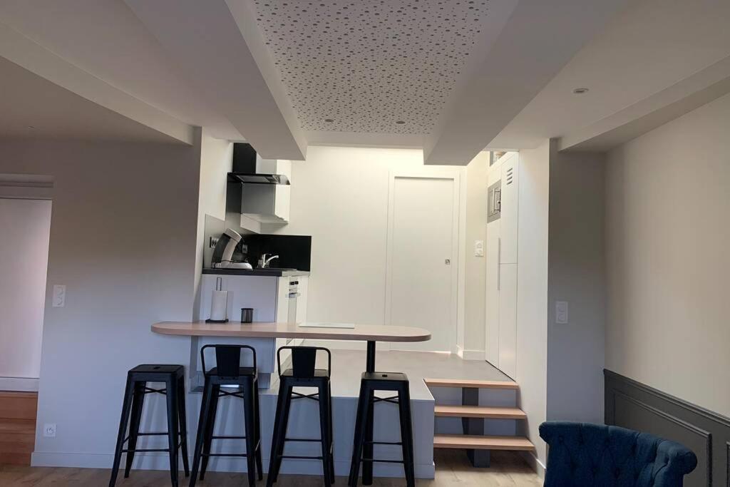 Robert'S Family Petite Maison De Ville 普兰克特 外观 照片